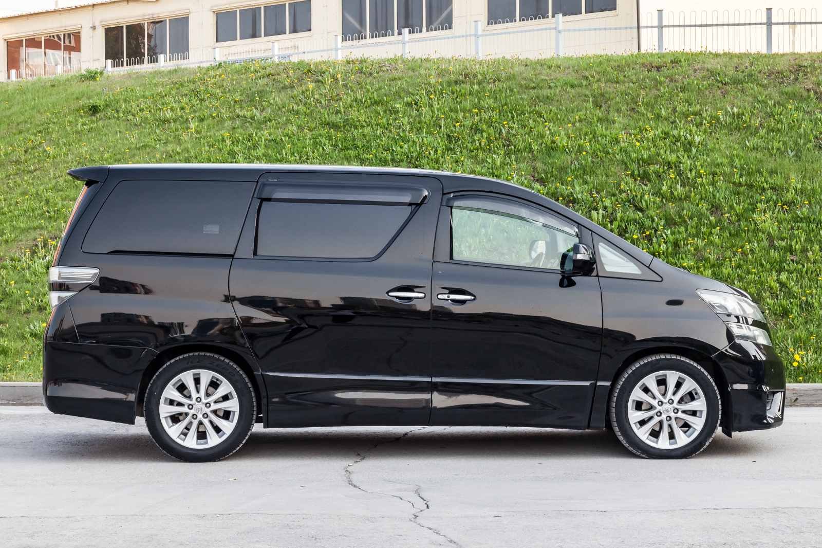 14 Passenger Mini Buses Dallas